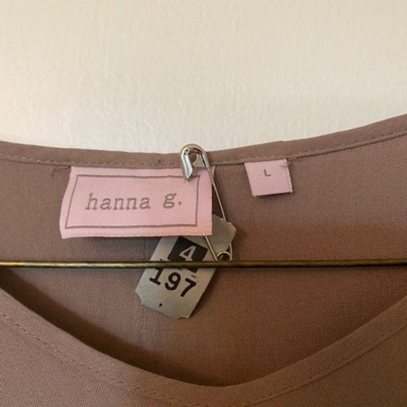 Mauve 100% Silk High-low Top - Picture 2 of 2